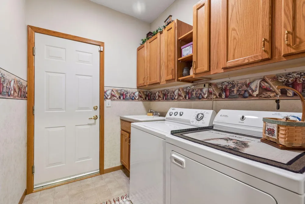 7290 Bordner Drive Inver Grove Heights, MN 55076