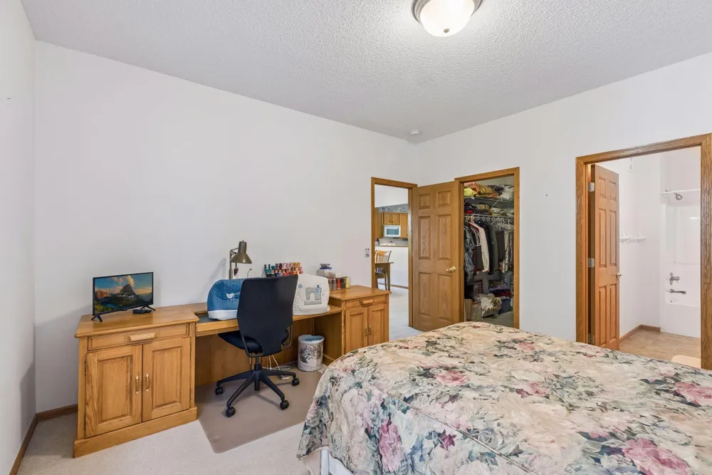 7290 Bordner Drive Inver Grove Heights, MN 55076