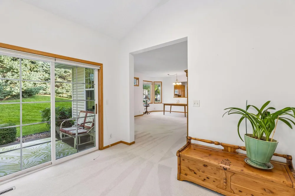 7290 Bordner Drive Inver Grove Heights, MN 55076