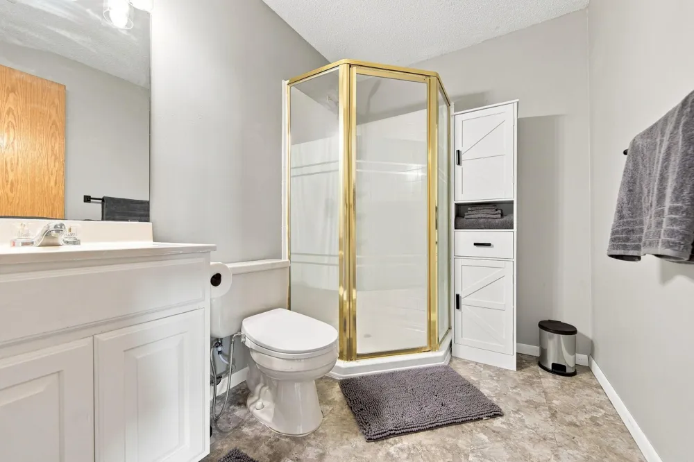 577 Kendall Drive Hastings, MN 55033