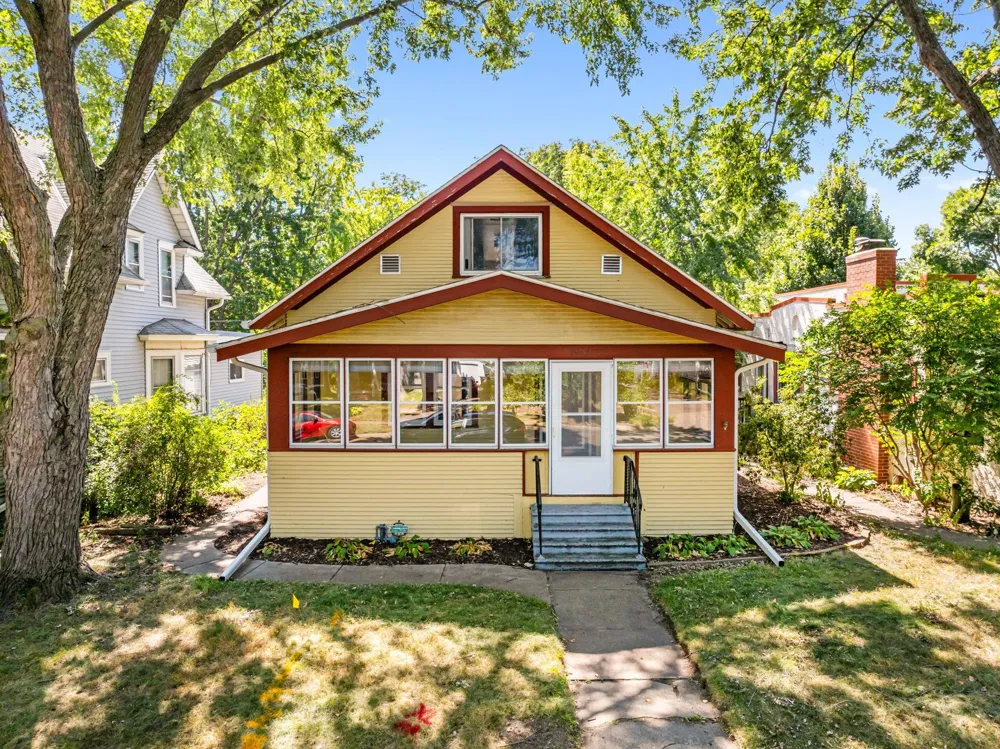 1668 Blair Avenue Saint Paul, MN 55104