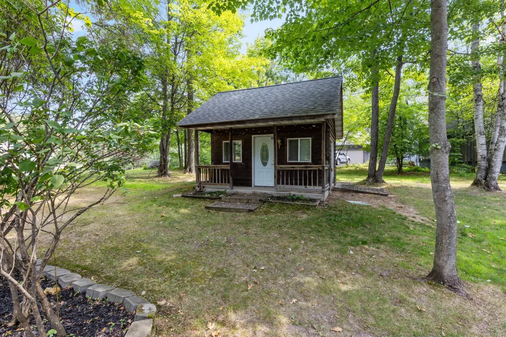 8459 Dove Street Pequot Lakes, MN 56472