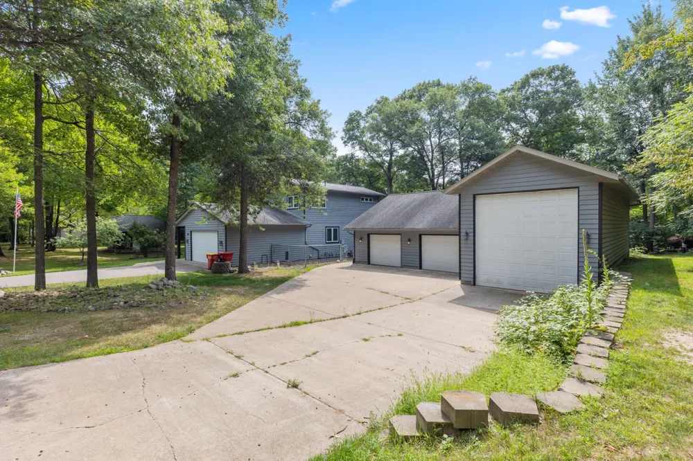 8459 Dove Street Pequot Lakes, MN 56472