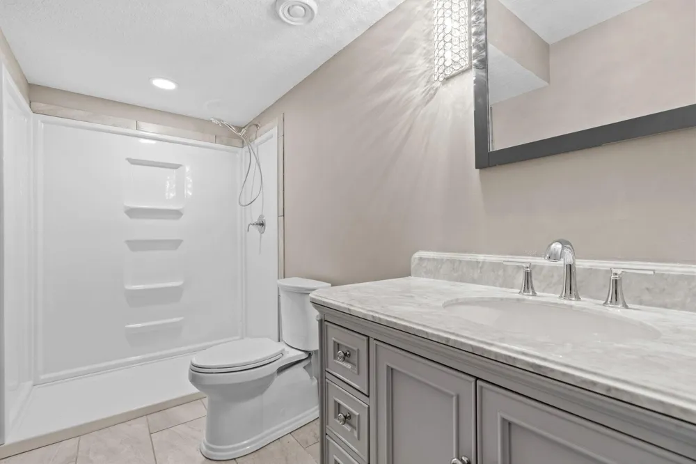 930 Aspen Circle Watertown, MN 55388