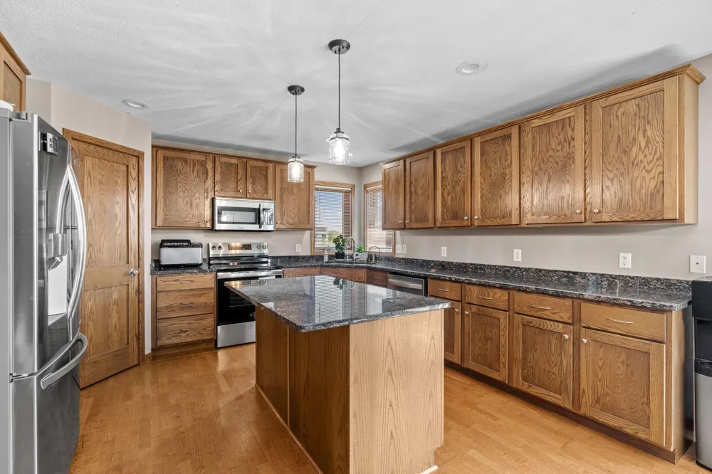 930 Aspen Circle Watertown, MN 55388