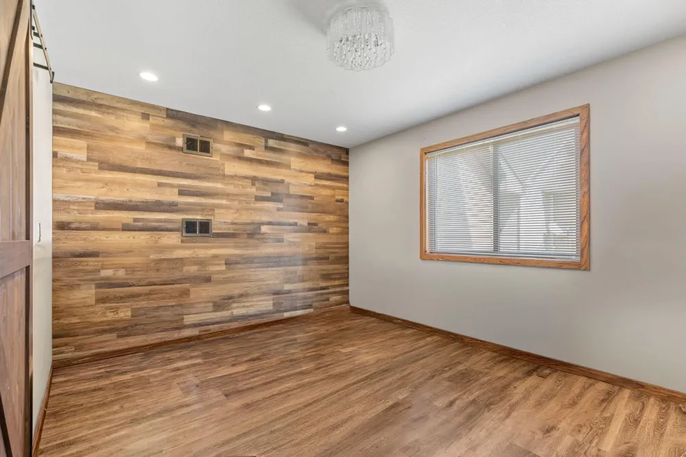 930 Aspen Circle Watertown, MN 55388