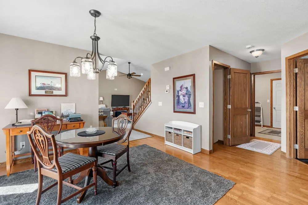 930 Aspen Circle Watertown, MN 55388