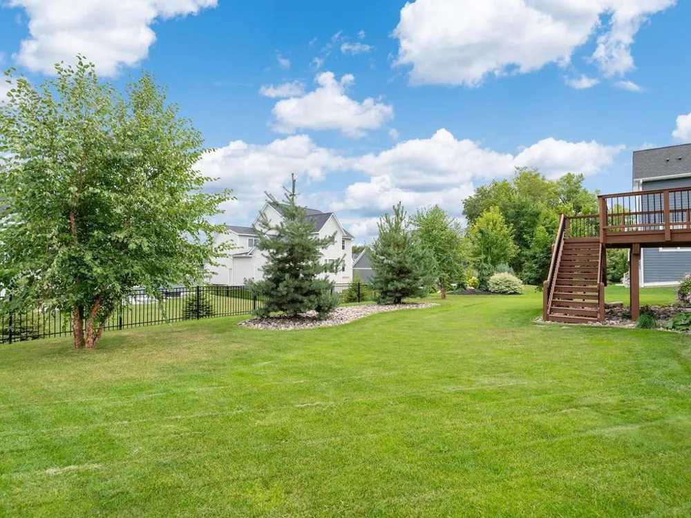 3936 Painted Sky Trail Chaska, MN 55318