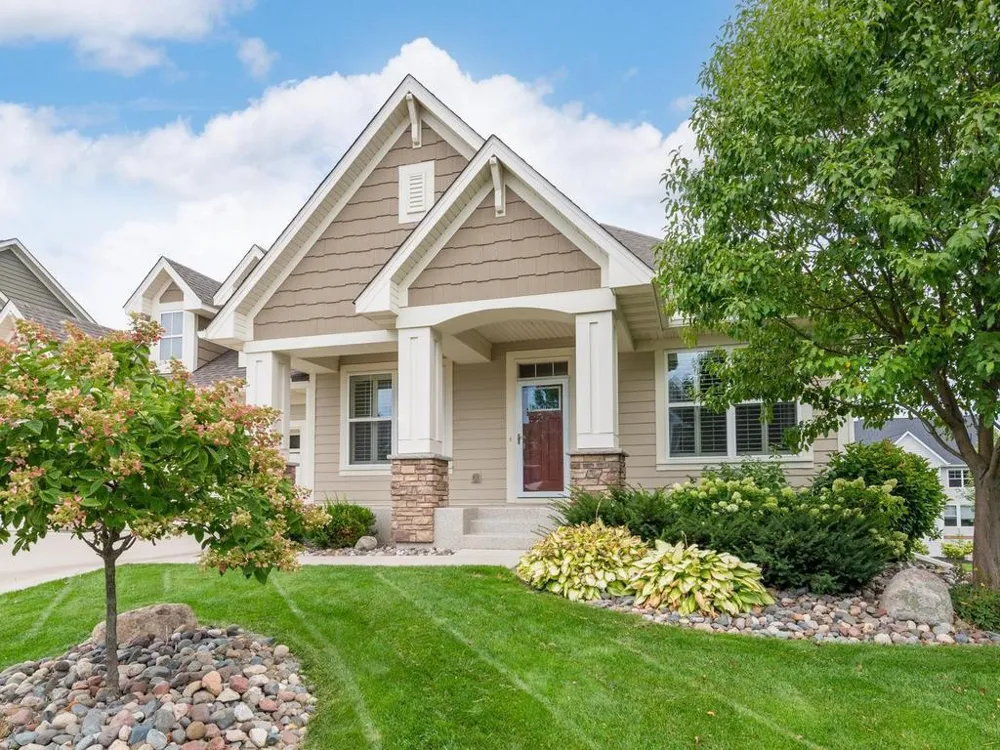 3936 Painted Sky Trail Chaska, MN 55318