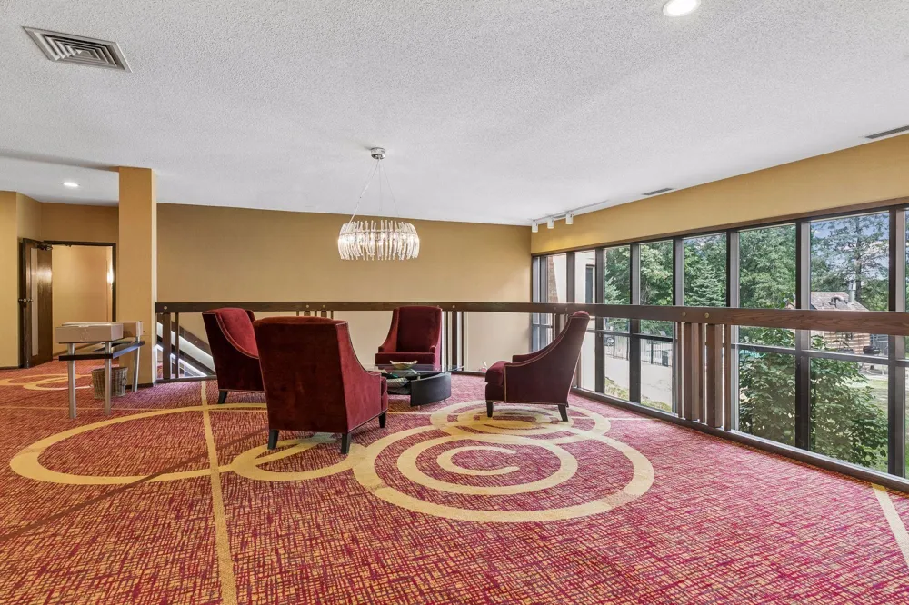 1830 Eagle Ridge Drive #2003 Mendota Heights, MN 55118