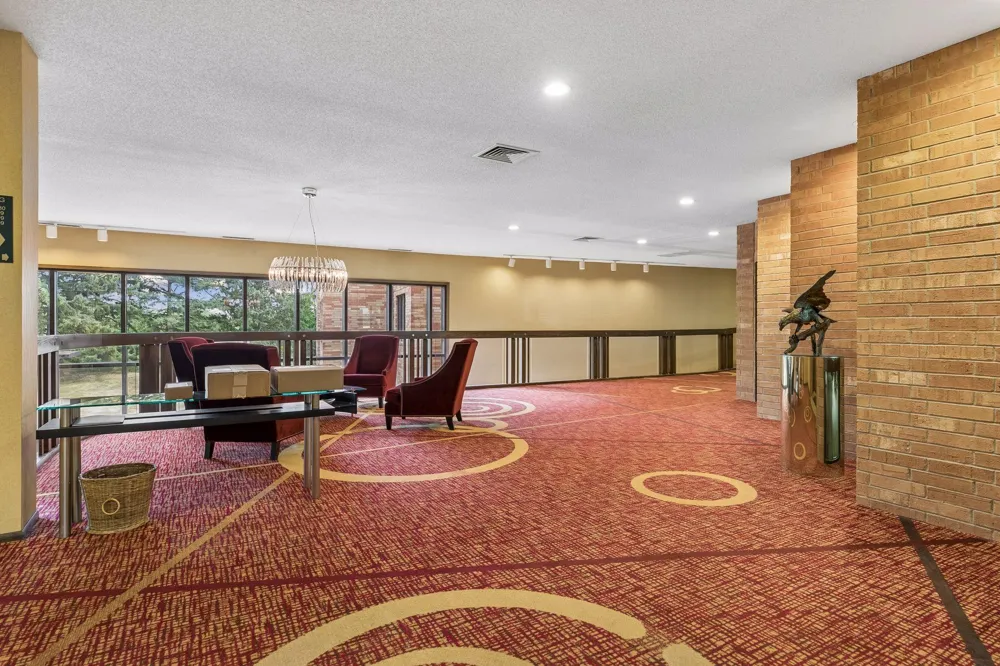 1830 Eagle Ridge Drive #2003 Mendota Heights, MN 55118