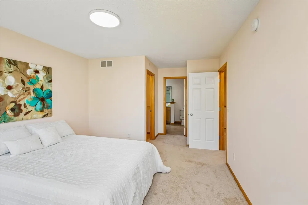 7531 Southridge Court Savage, MN 55378