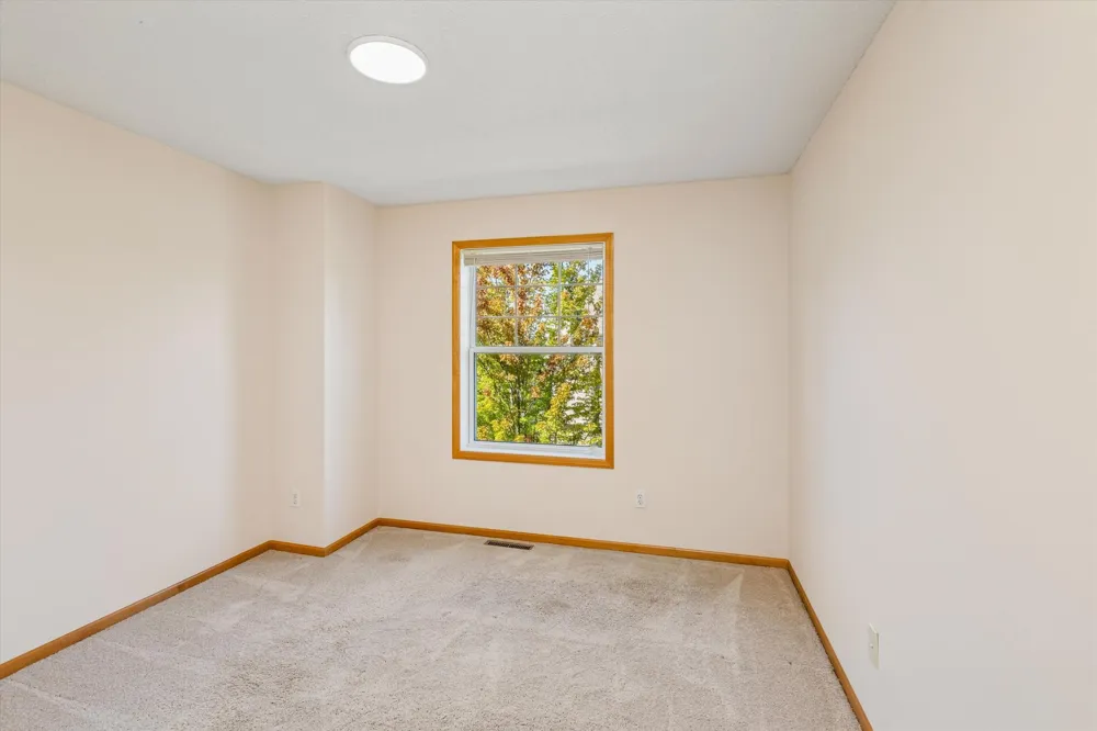 7531 Southridge Court Savage, MN 55378
