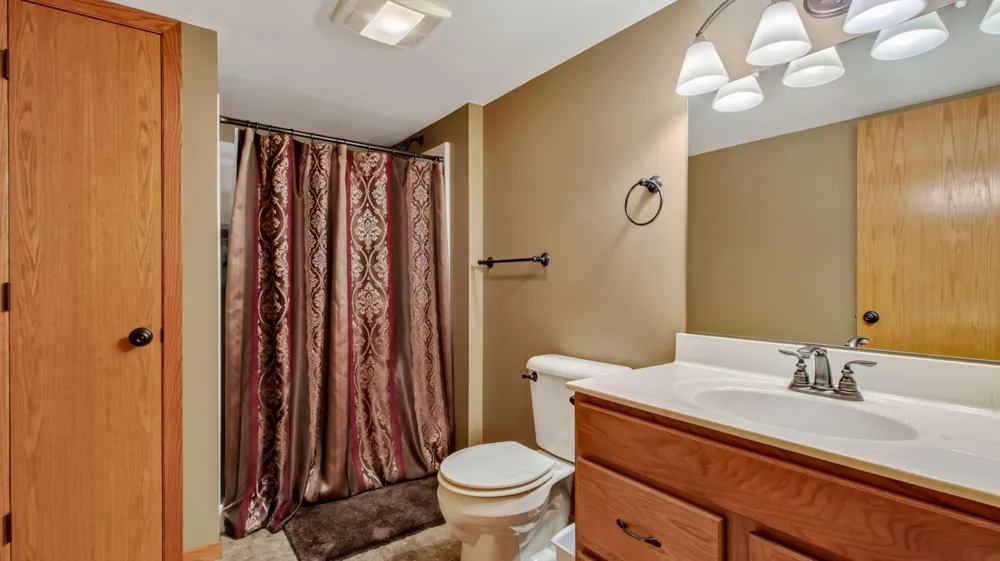 1107 Knollwood Trail Altoona, WI 54720