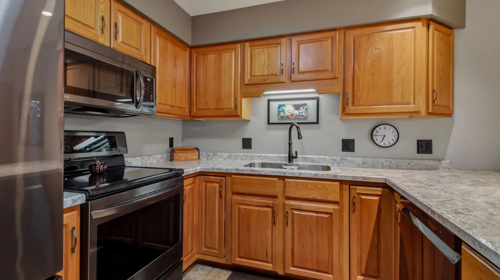 1107 Knollwood Trail Altoona, WI 54720