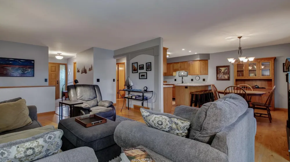 1107 Knollwood Trail Altoona, WI 54720