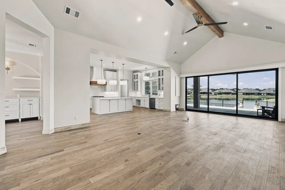 6651 Pinehurst Drive Granbury, TX 76049