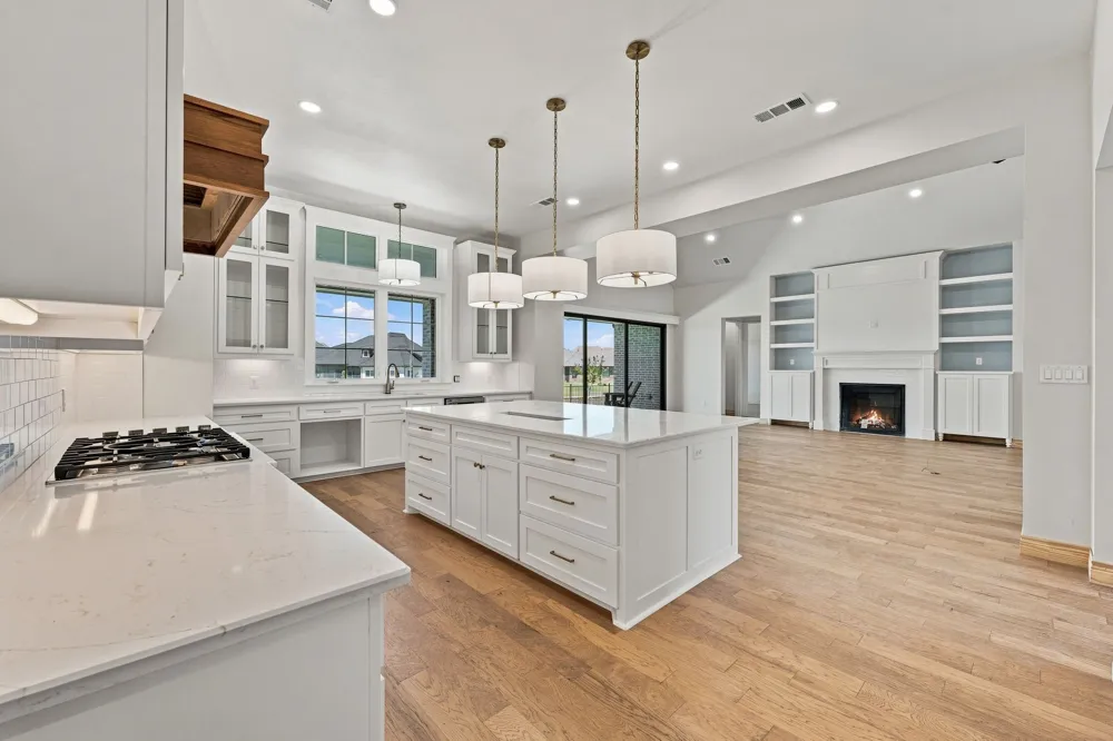 6651 Pinehurst Drive Granbury, TX 76049