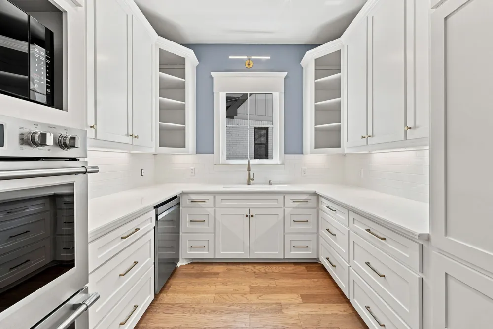 6651 Pinehurst Drive Granbury, TX 76049