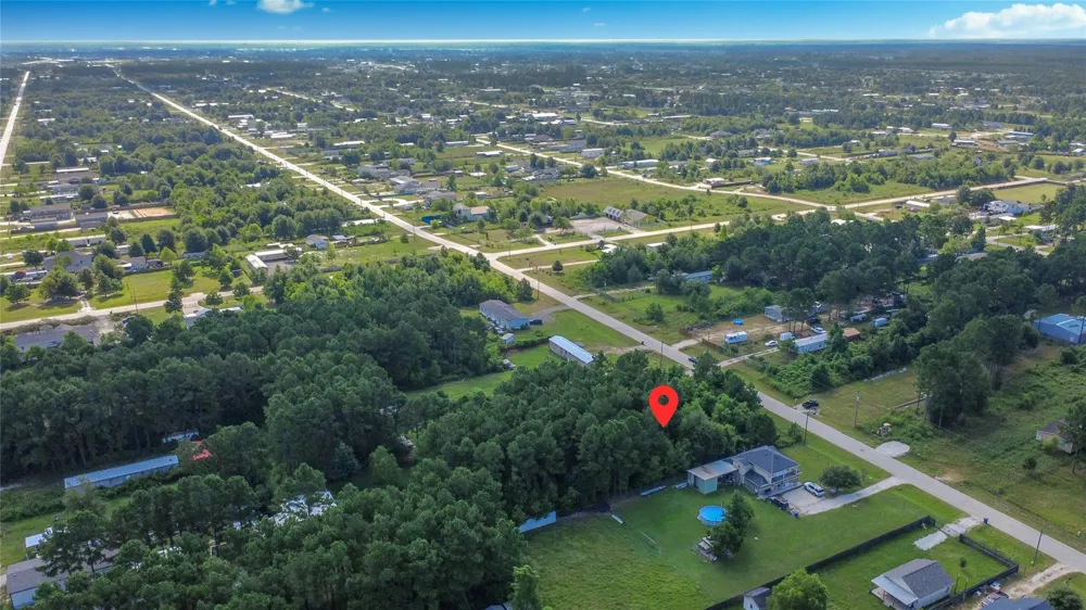 169 County Road 3560 Cleveland, TX 77327