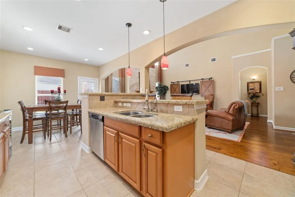 6215 Silver Thistle Lane Fulshear, TX 77441
