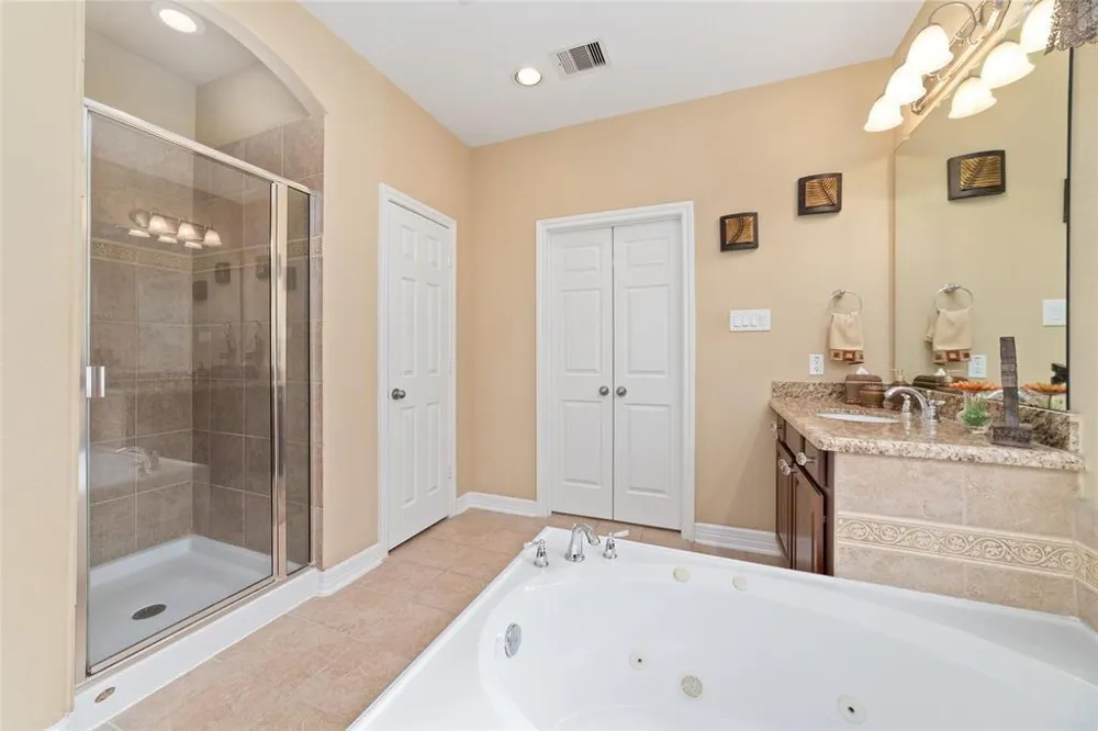 6215 Silver Thistle Lane Fulshear, TX 77441