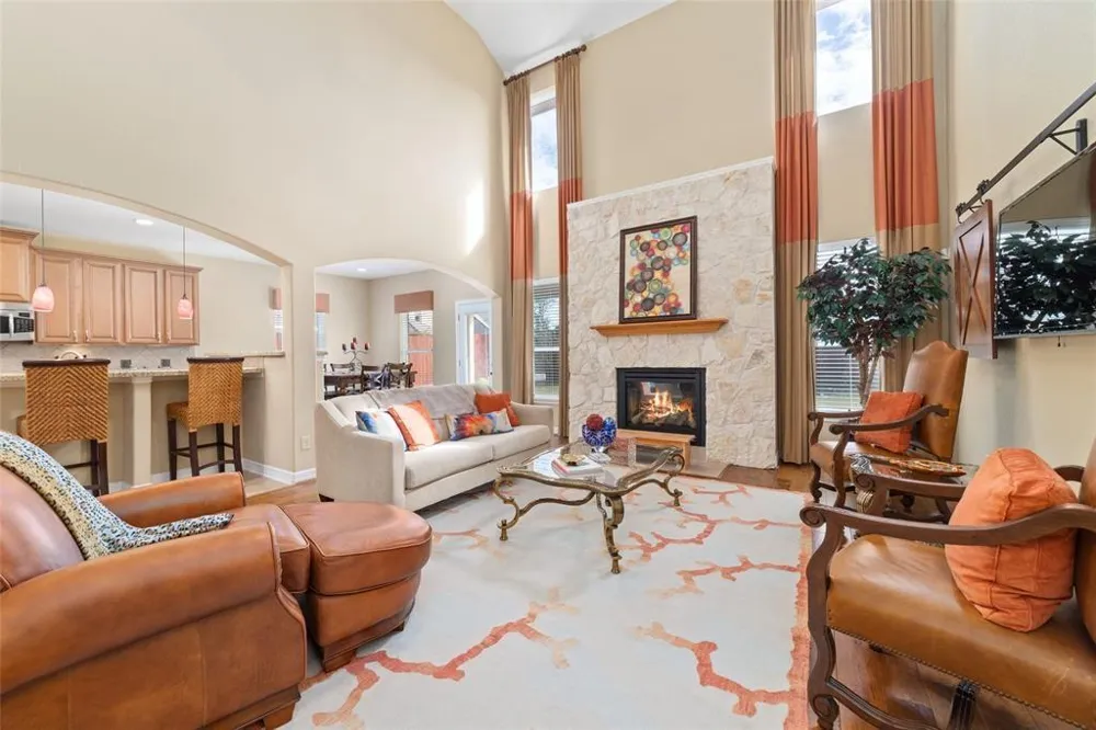 6215 Silver Thistle Lane Fulshear, TX 77441