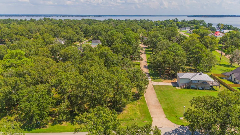 Deep Woods Lane Livingston, TX 77351