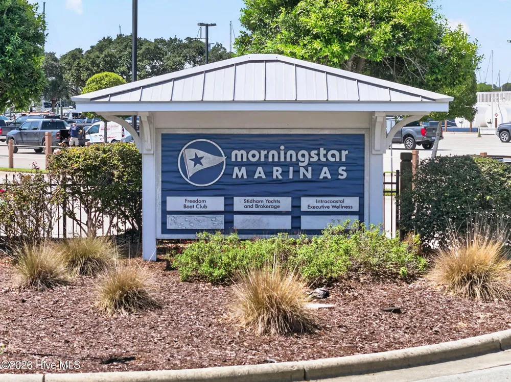 333 Marina View Drive Southport, NC 28461