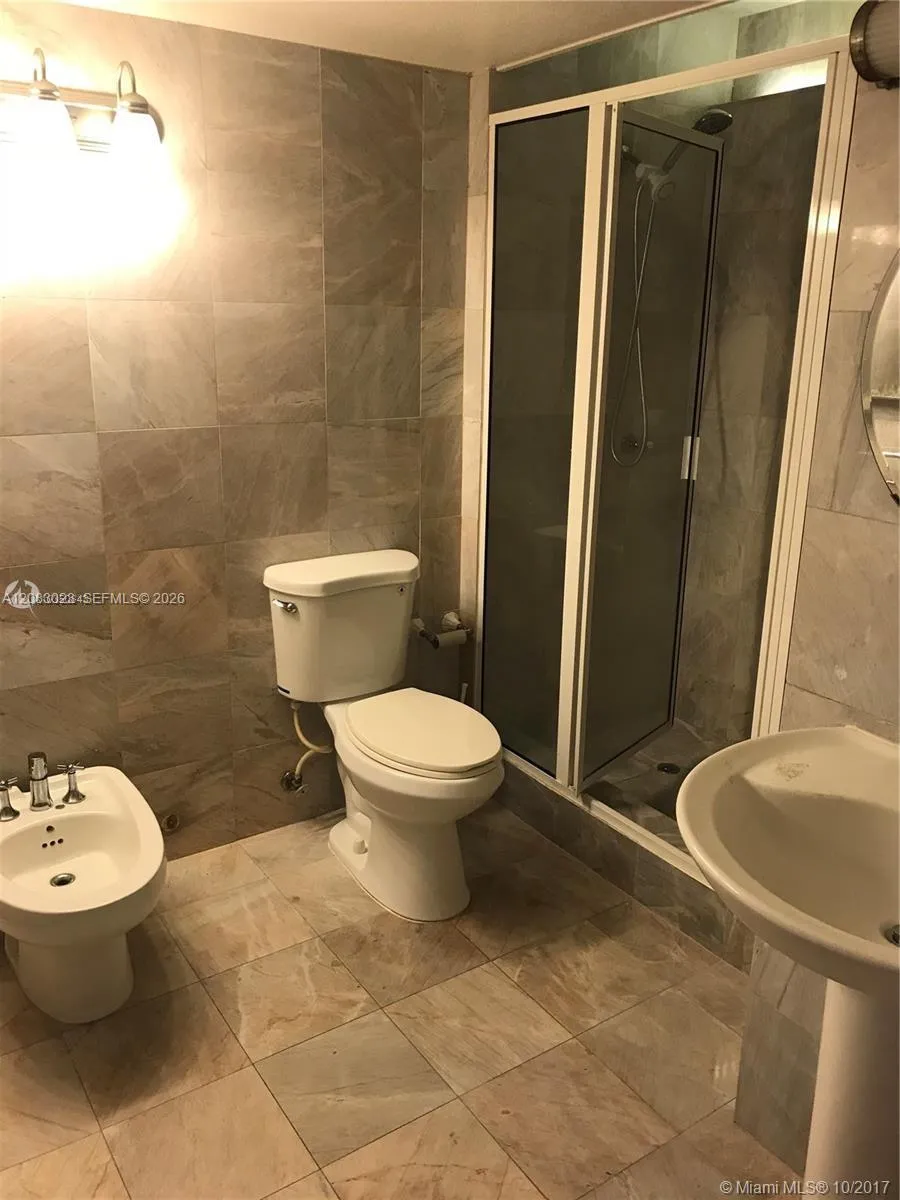 7899 NE Bayshore Ct #4E Miami, FL 33138