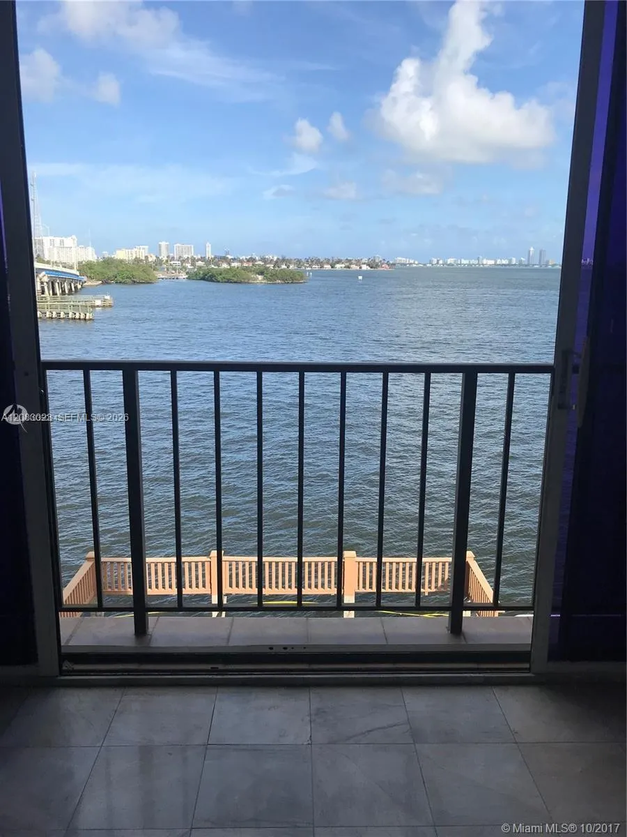 7899 NE Bayshore Ct #4E Miami, FL 33138