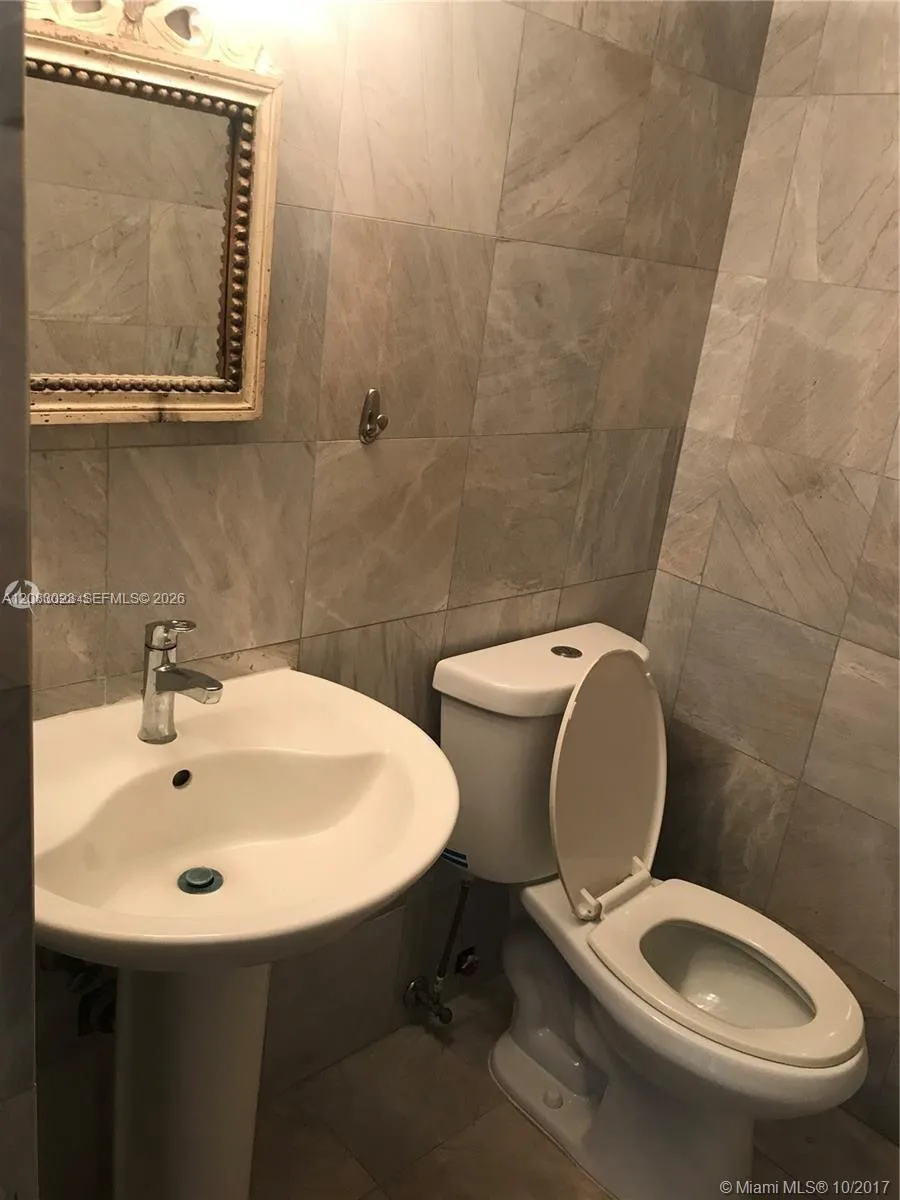 7899 NE Bayshore Ct #4E Miami, FL 33138