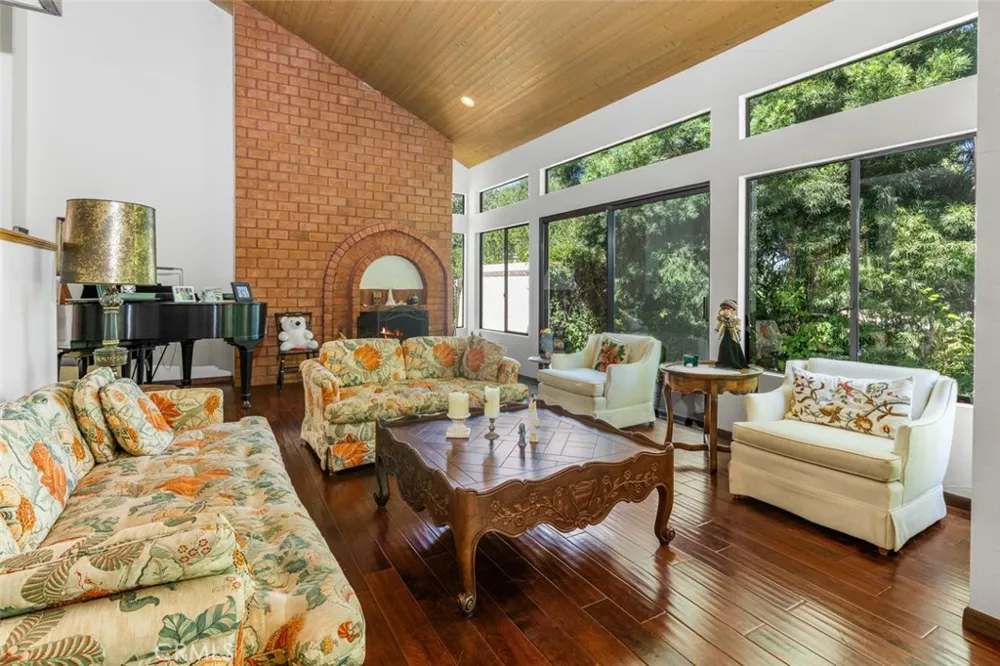 16307 Woodson View Road Poway, CA 92064