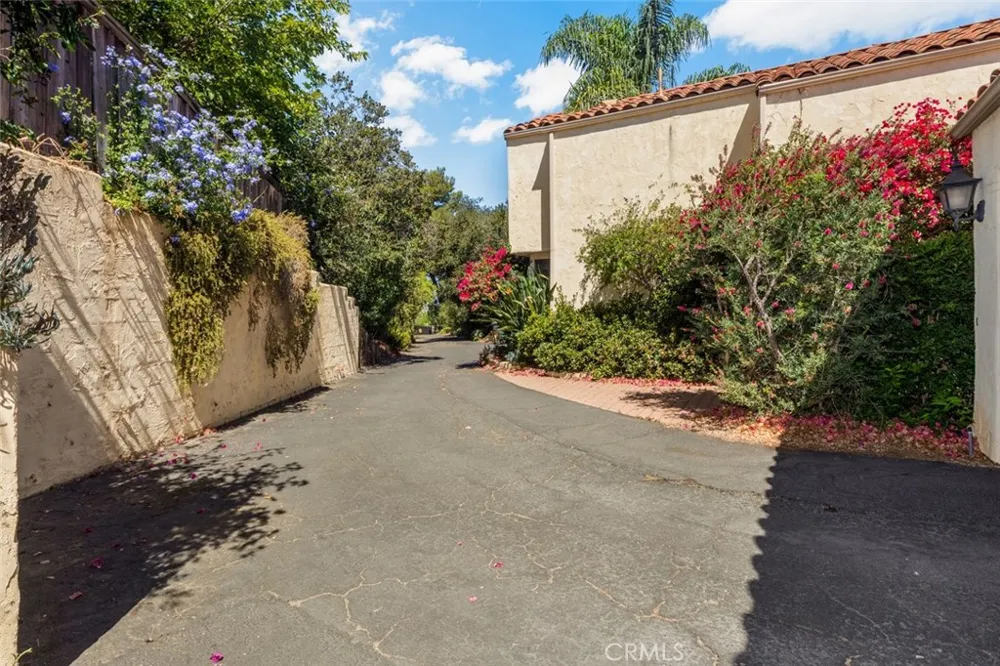 16307 Woodson View Road Poway, CA 92064