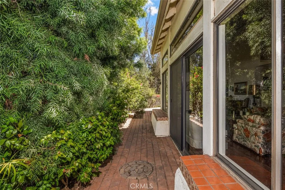 16307 Woodson View Road Poway, CA 92064