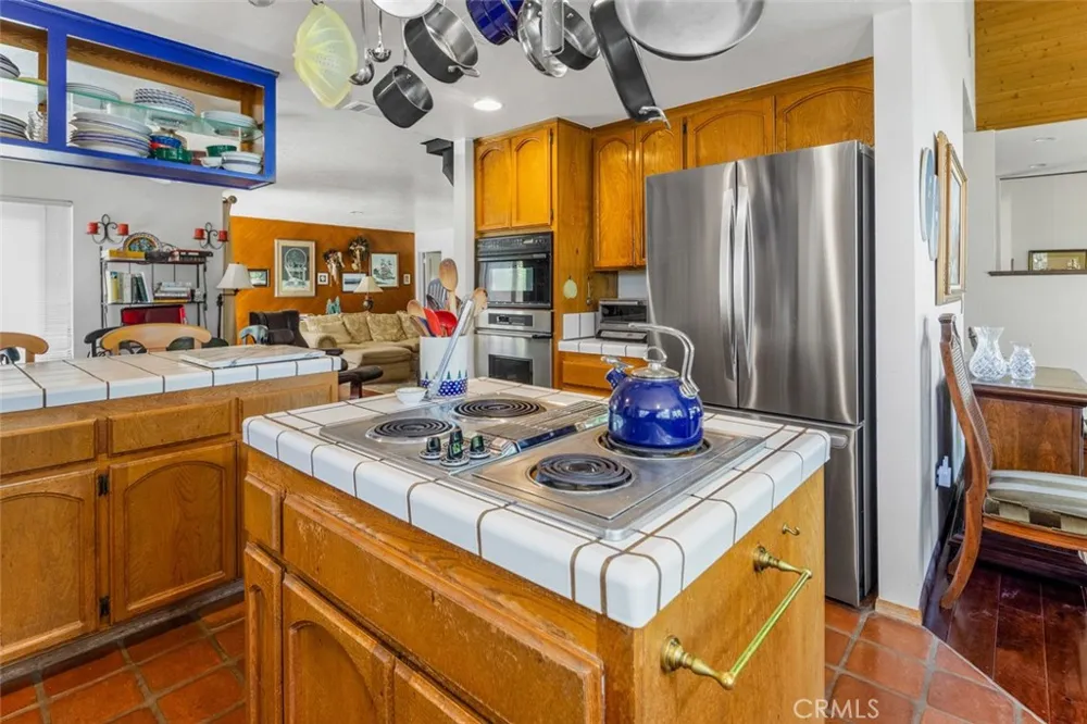 16307 Woodson View Road Poway, CA 92064