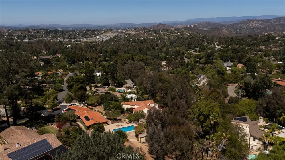 16307 Woodson View Road Poway, CA 92064