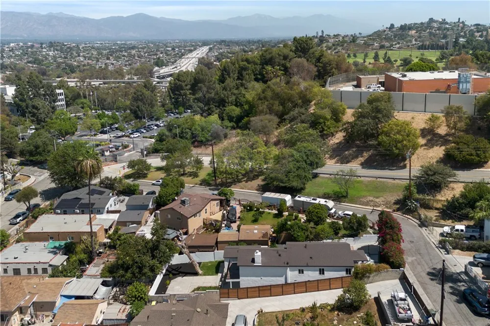 1451 Volney Drive Los Angeles, CA 90063