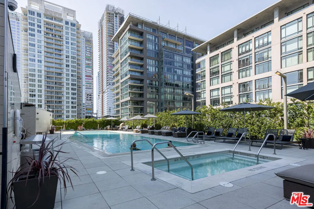 1155 S Grand Avenue #1108 Los Angeles, CA 90015