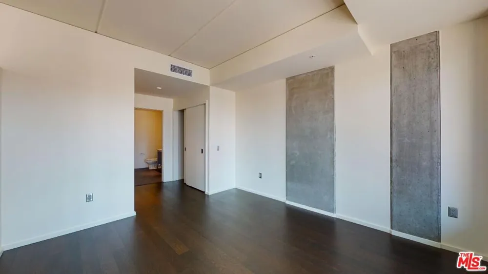 1155 S Grand Avenue #1108 Los Angeles, CA 90015