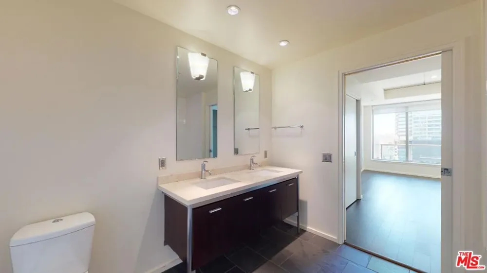 1155 S Grand Avenue #1108 Los Angeles, CA 90015