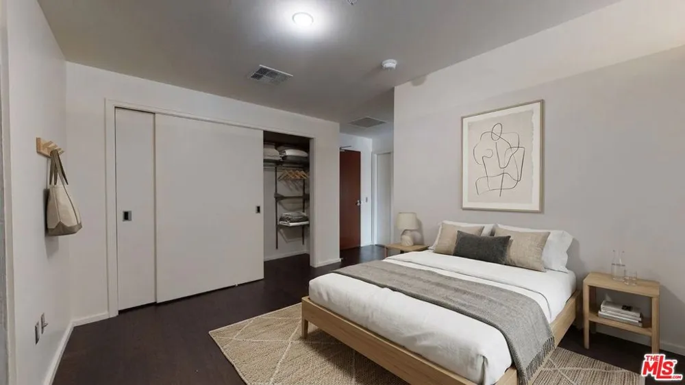 1155 S Grand Avenue #1108 Los Angeles, CA 90015