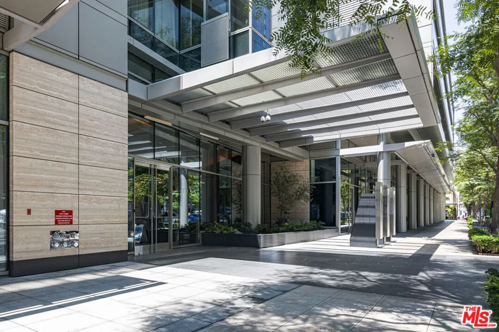 1155 S Grand Avenue #1108 Los Angeles, CA 90015