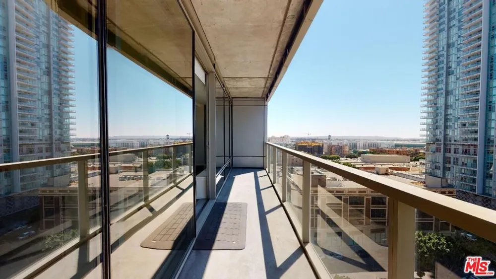 1155 S Grand Avenue #1108 Los Angeles, CA 90015