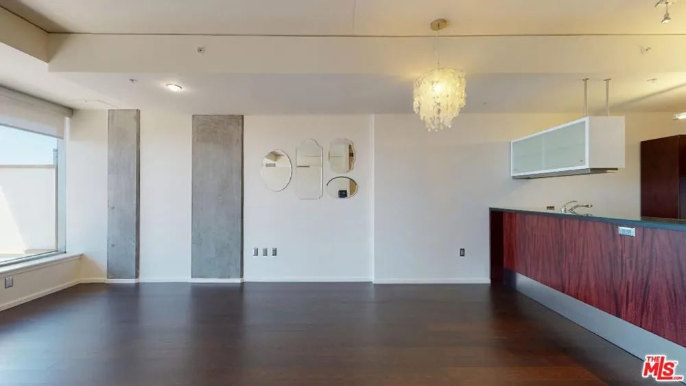 1155 S Grand Avenue #1108 Los Angeles, CA 90015