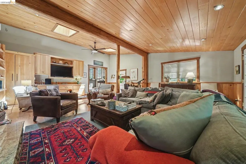 2495 Hangtree Trail Arnold, CA 95223