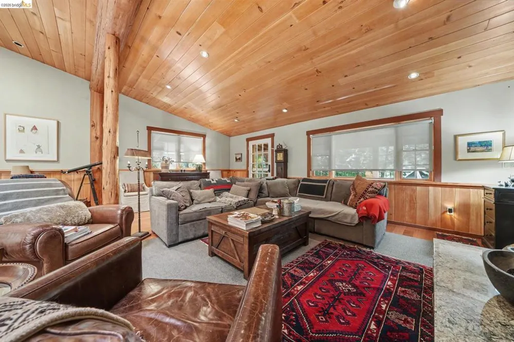 2495 Hangtree Trail Arnold, CA 95223