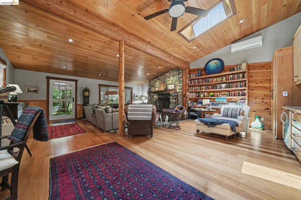 2495 Hangtree Trail Arnold, CA 95223