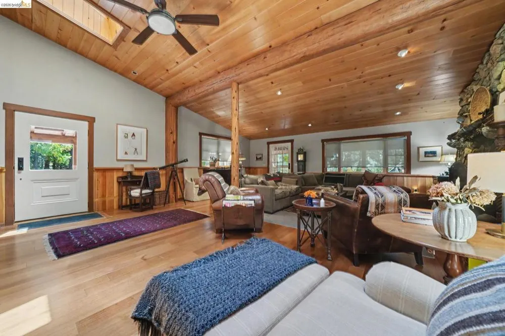 2495 Hangtree Trail Arnold, CA 95223