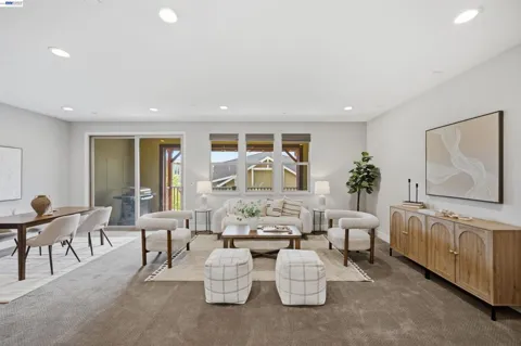 681 Sandalwood Drive #4